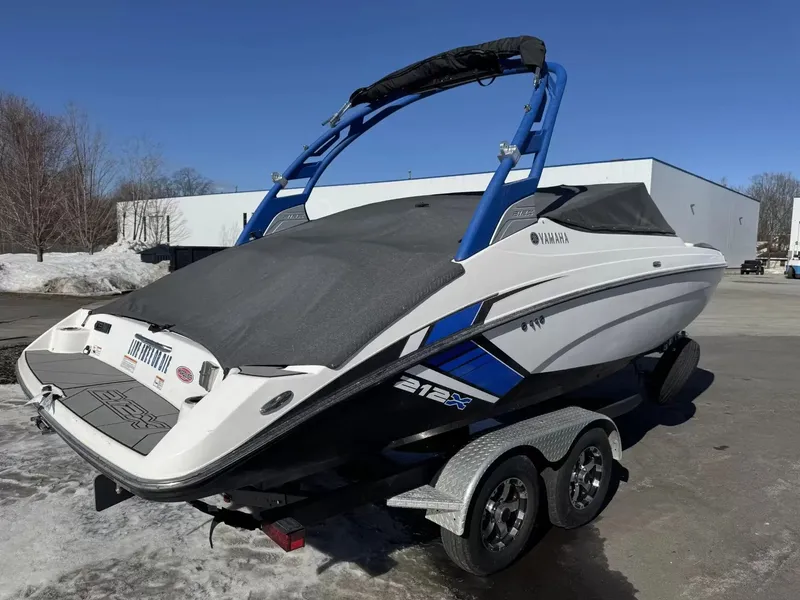 Slide: The Image of Yamaha 212X 2019 - 4