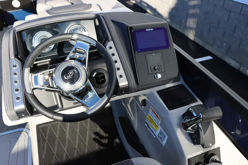 Slide: The Image of Barletta Lusso 25UCA 2025 - 14