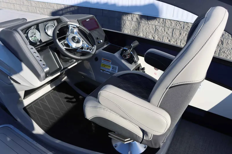 Slide: The Image of Barletta Lusso 25UCA 2025 - 15