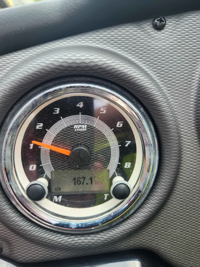 Slide: The Image of Yamaha 212X 2015 - 14