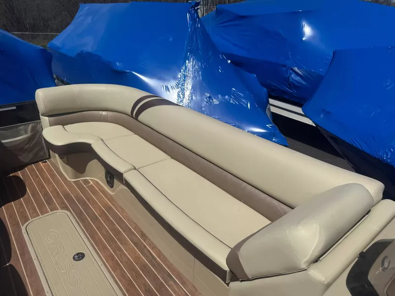 Slide: The Image of Crest CLASSIC 250SLS 2018 - 11