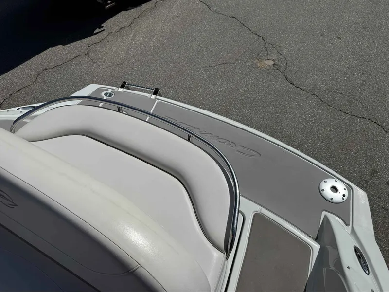 Slide: The Image of Crownline Boats 264CR 2015 - 21
