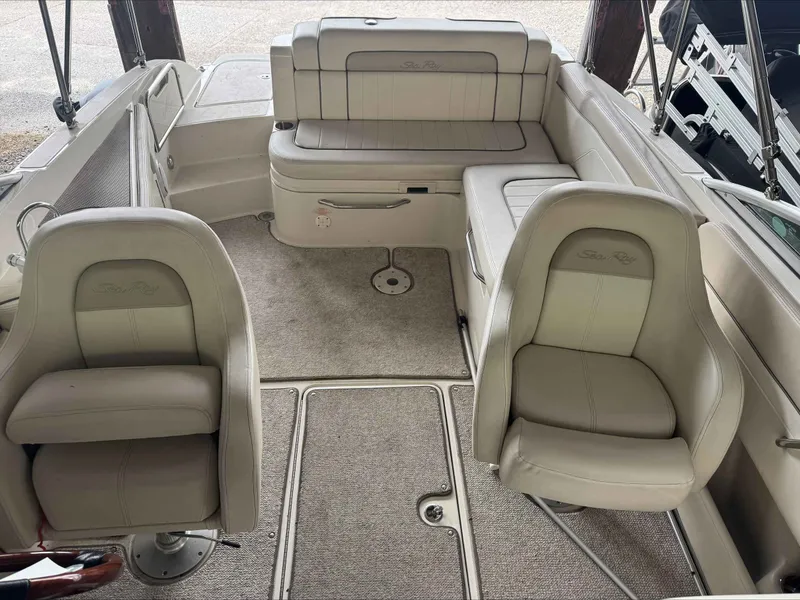 Slide: The Image of Sea Ray 260 Sundeck 2010 - 12