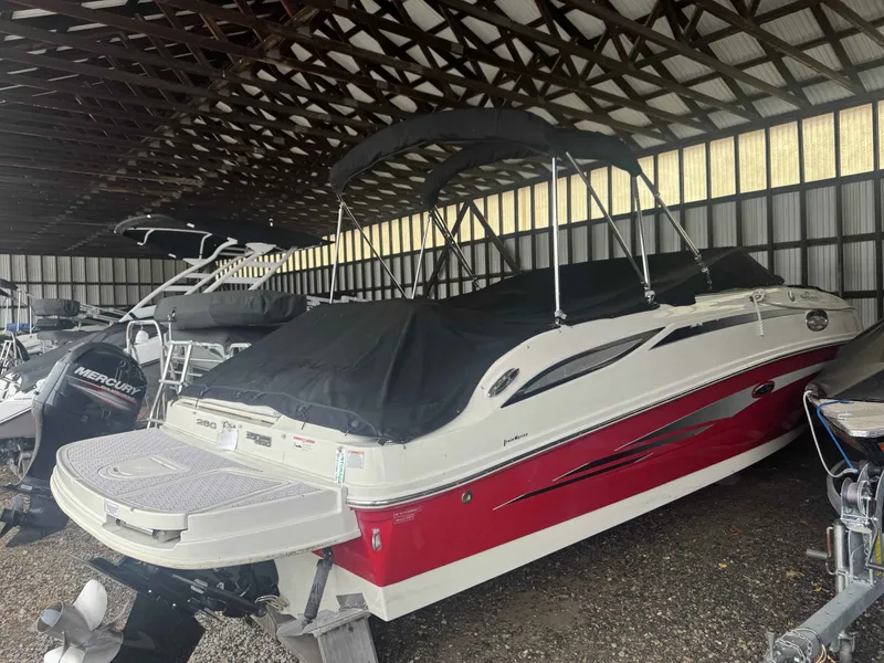 Slide: The Image of Sea Ray 260 Sundeck 2010 - 6