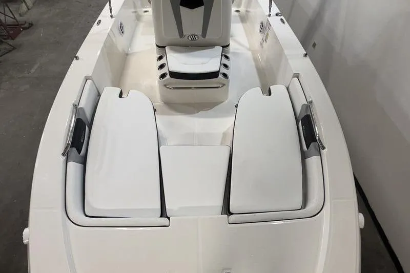 Slide: The Image of Interior view of the 2026 Robalo 206 Cayman boat model. - 17