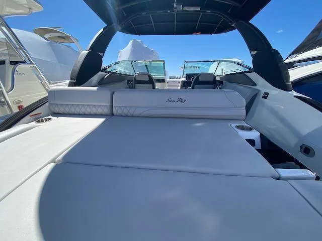 Slide: The Image of 2023 Sea Ray SLX 260 Outboard luxury boat interior view. - 19