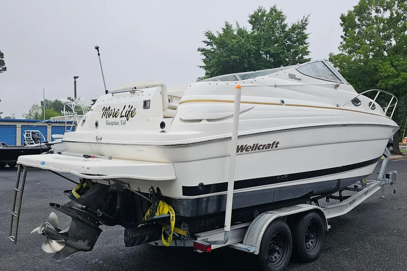 Slide: The Image of 2002 Wellcraft 2600 Martinique boat on trailer, Hampton VA. - 3