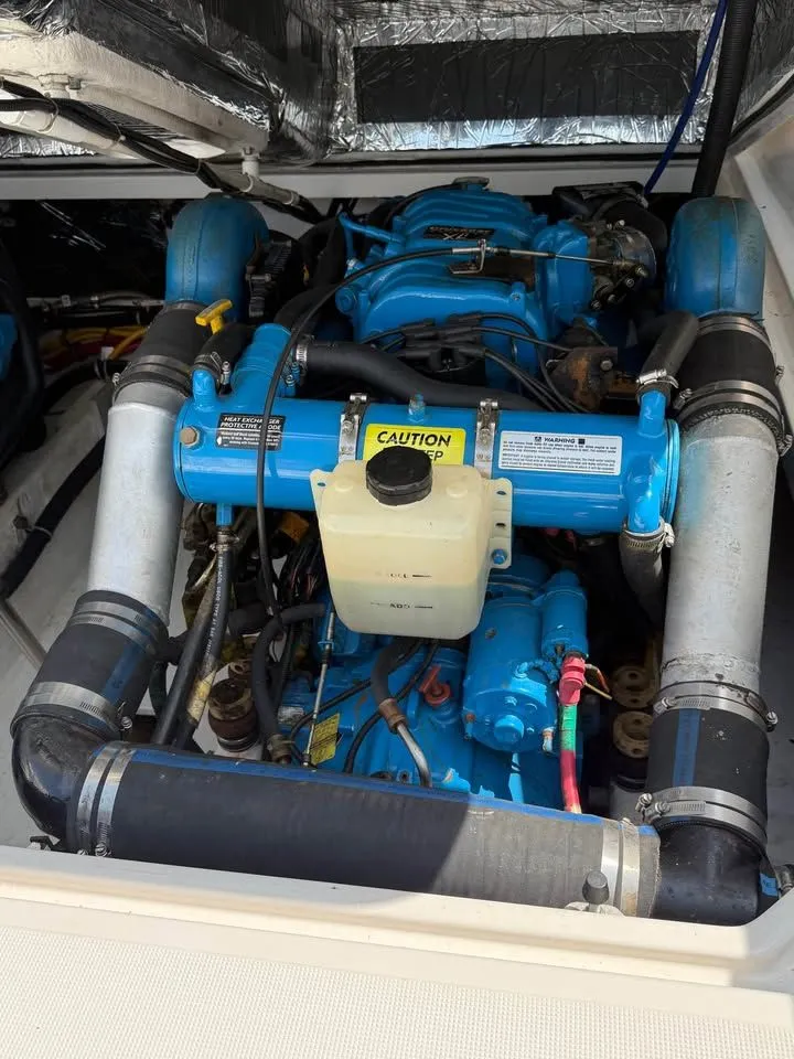 Slide: The Image of Engine compartment of 1999 Tiara Yachts 2900 Coronet. - 6