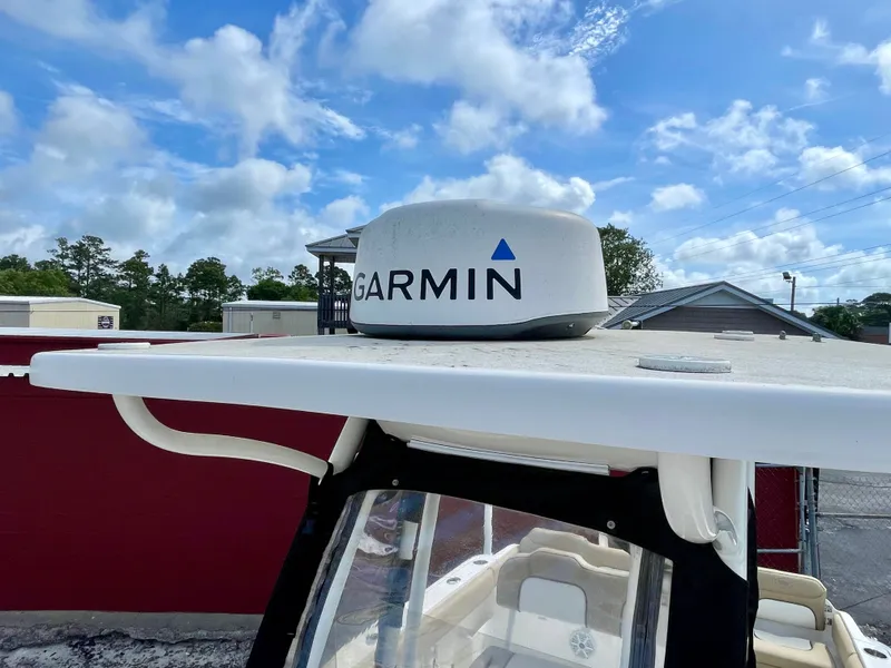 Slide: The Image of Garmin antenna on Key West 239 FS boat, 2017 model. - 41