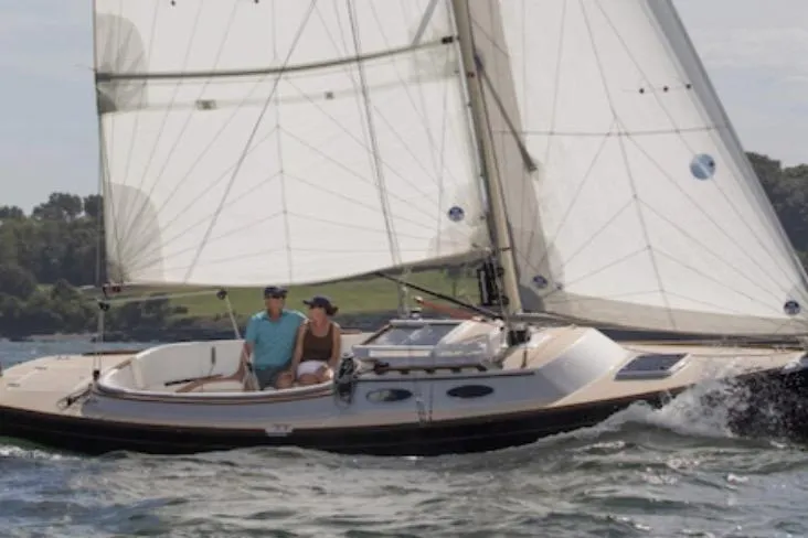 The Image of Alerion Sport 30 sailboat from 2015 sailing with two people onboard. - 1