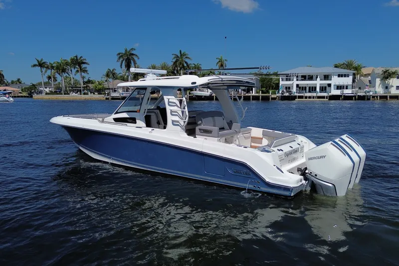 Slide: The Image of Boston Whaler 350 Realm 2024 - 4