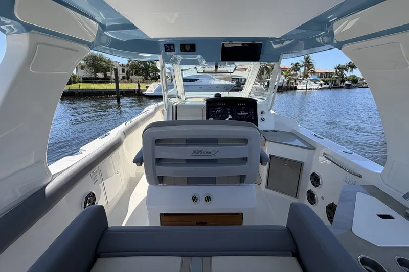 Slide: The Image of Boston Whaler 350 Realm 2024 - 44