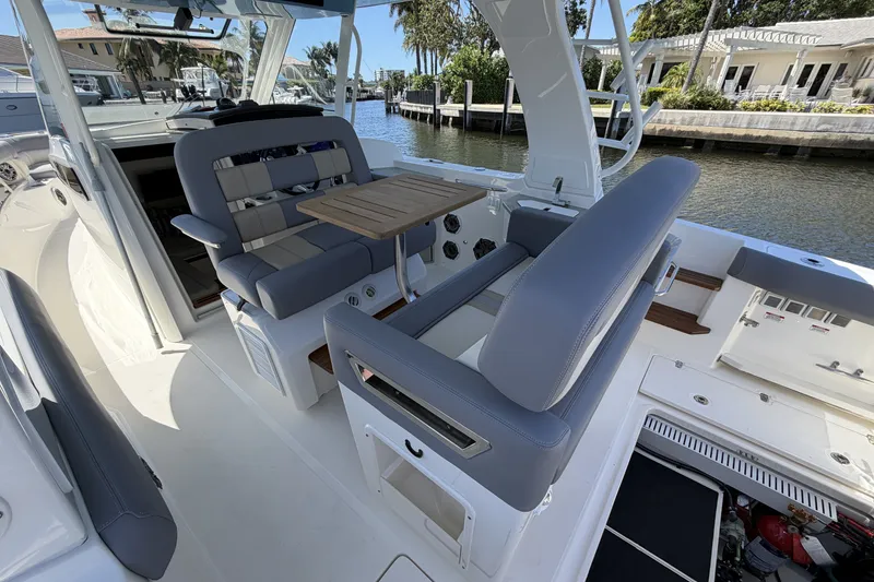 Slide: The Image of Boston Whaler 350 Realm 2024 - 49