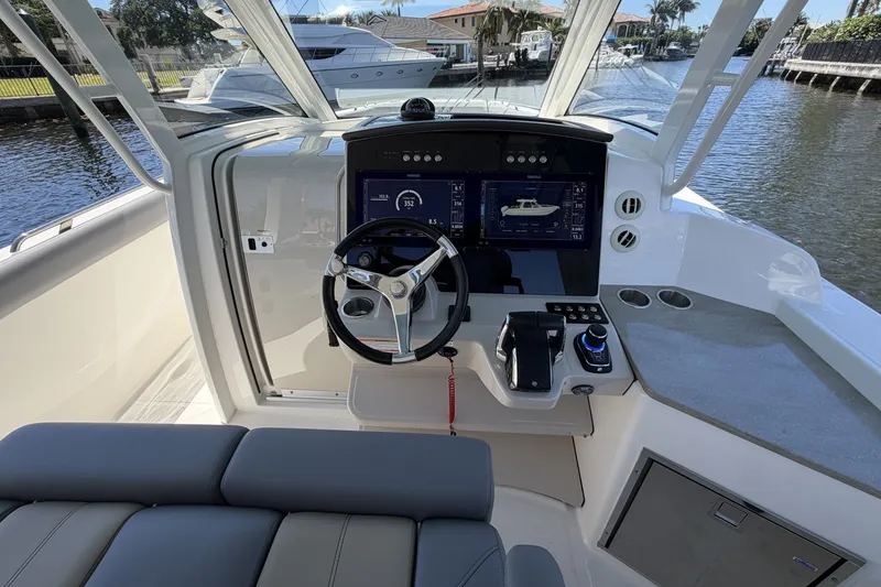 Slide: The Image of Boston Whaler 350 Realm 2024 - 55