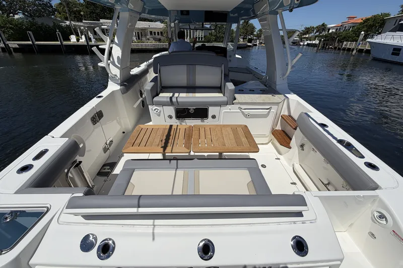 Slide: The Image of Boston Whaler 350 Realm 2024 - 63