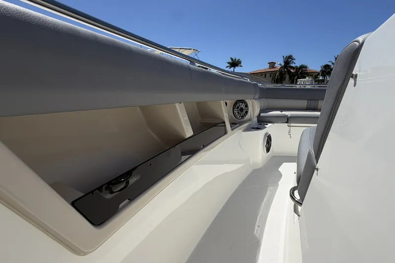 Slide: The Image of Boston Whaler 350 Realm 2024 - 66