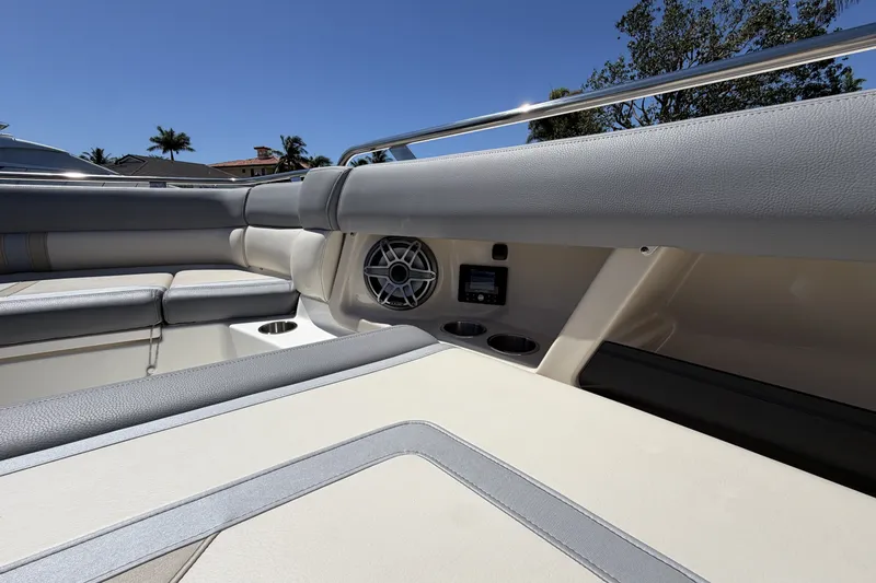 Slide: The Image of Boston Whaler 350 Realm 2024 - 69