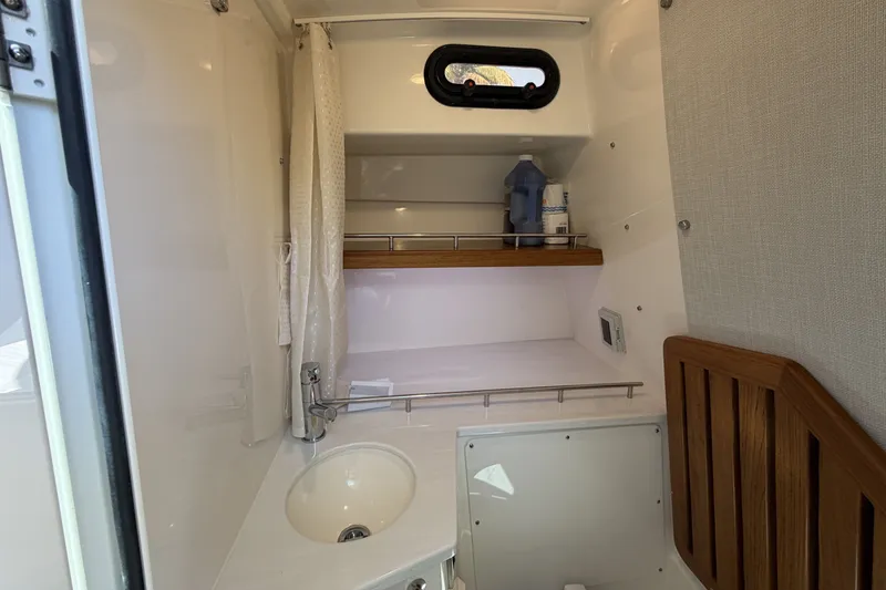 Slide: The Image of Boston Whaler 350 Realm 2024 - 86