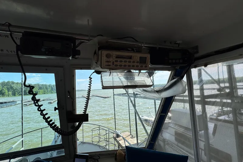 Slide: The Image of Interior view of 1984 Kadey-Krogen 36 Manatee boat with radio equipment. - 25