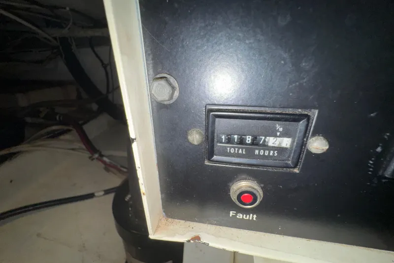 Slide: The Image of Hour meter reading 1187.2 on 1984 Kadey-Krogen 36 Manatee with fault indicator. - 60