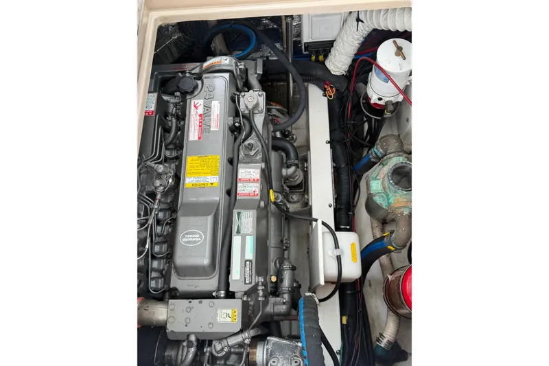 Slide: The Image of Engine compartment of a 2006 Albin 28 Tournament Express boat. - 39