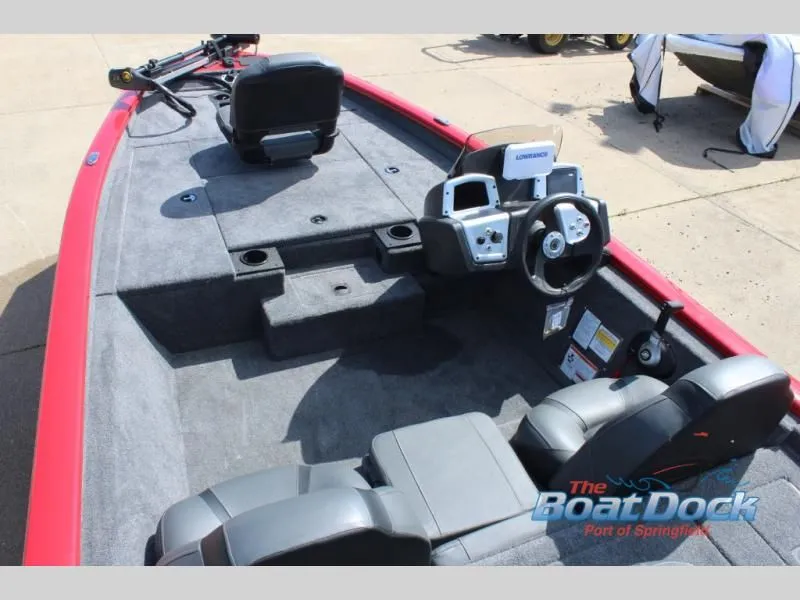 Slide: The Image of 2026 Pro Team 175 TXW boat interior with steering console. - 10