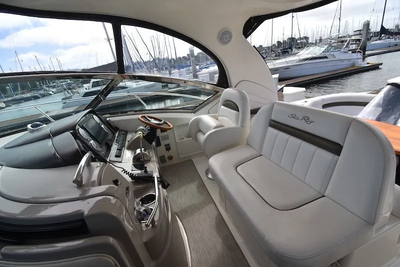 Slide: The Image of Interior of a 2007 Sea Ray 40 Sundancer yacht in harbor. - 11