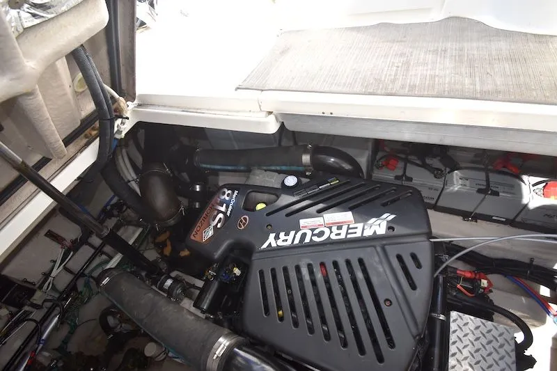Slide: The Image of Engine compartment of 2007 Sea Ray 40 Sundancer with Mercury engine. - 17