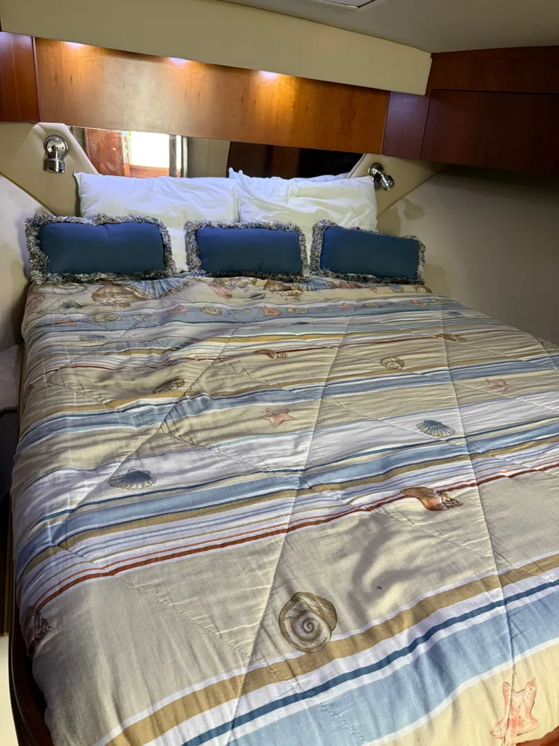 Slide: The Image of Interior of a 2008 Rampage EXPRESS yacht with cozy bed. - 15