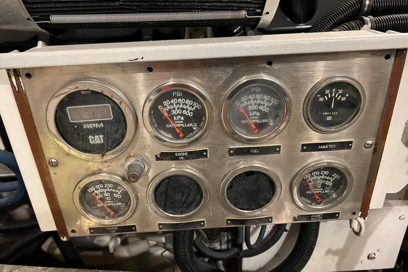 Slide: The Image of Engine control panel with gauges on a 1996 Monte Fino 92 yacht. - 28