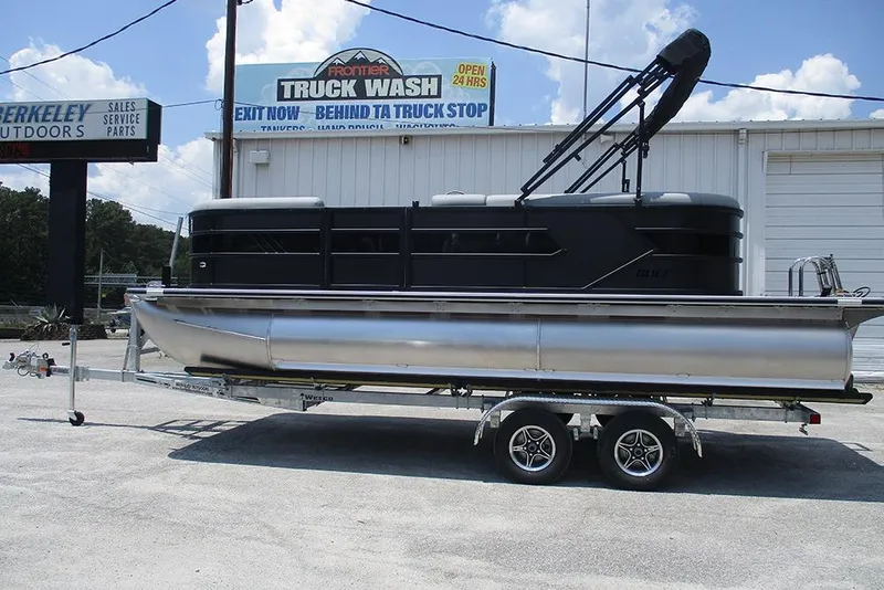 The Image of 2026 Bentley Pontoons Bolt 203 on trailer, parked outside a truck wash. - 1