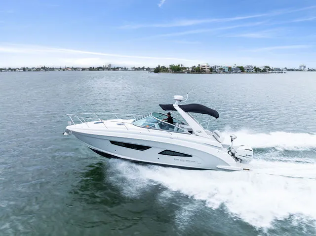 Slide: The Image of Regal 33 XO 2020 - 60
