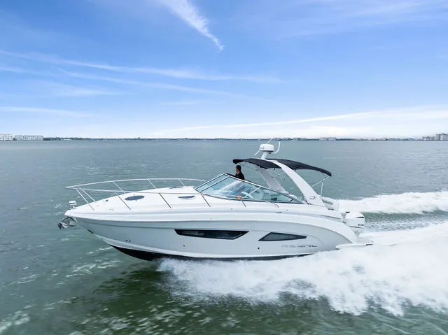 Slide: The Image of Regal 33 XO 2020 - 71