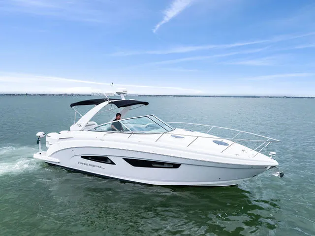 Slide: The Image of Regal 33 XO 2020 - 70