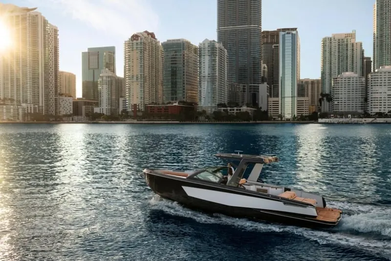 The Image of 2023-Aviara-AV32-MarineMax - 0