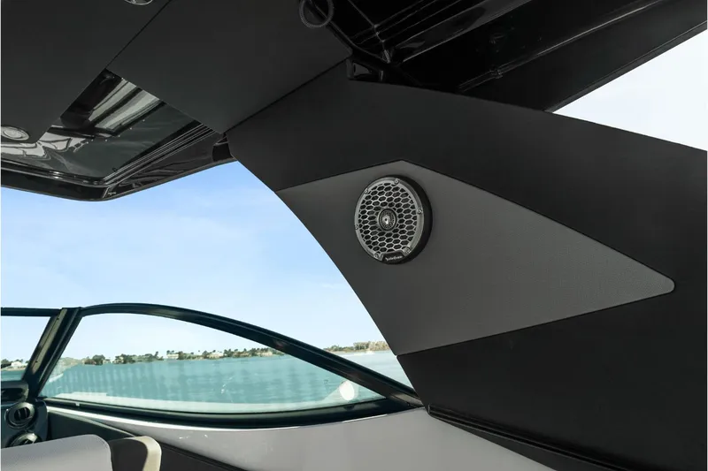 Slide: The Image of Cruisers 38GLS-OB 2027 - 72