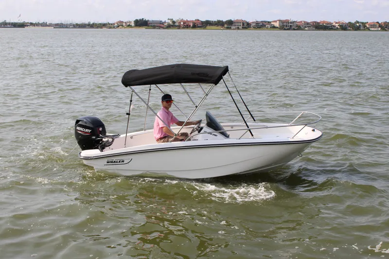 Slide: The Image of Boston Whaler 130 Super Sport 2027 - 4