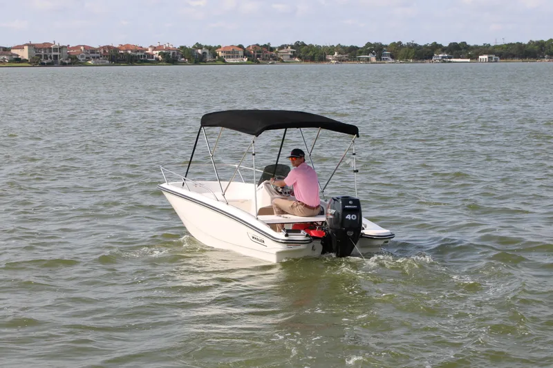 Slide: The Image of Boston Whaler 130 Super Sport 2027 - 1