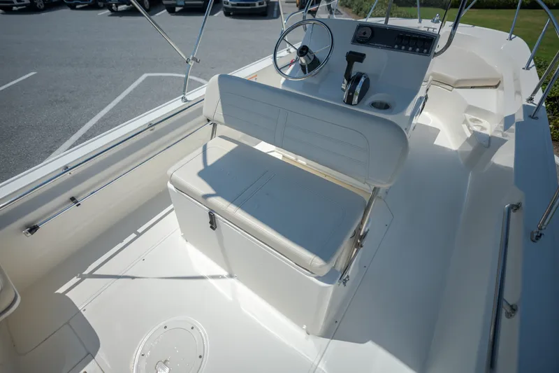 Slide: The Image of Boston Whaler 170 Montauk 2027 - 16