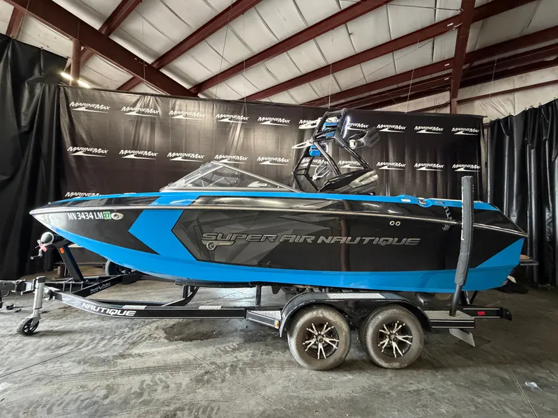 Slide: The Image of Nautique Super Air Nautique G21 2016 - 0