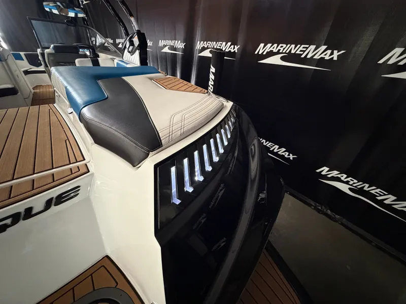Slide: The Image of Nautique Super Air Nautique G21 2016 - 14