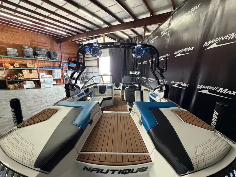 Slide: The Image of Nautique Super Air Nautique G21 2016 - 15