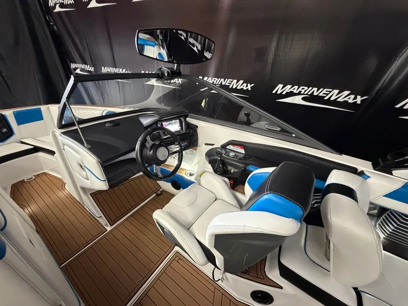 Slide: The Image of Nautique Super Air Nautique G21 2016 - 28