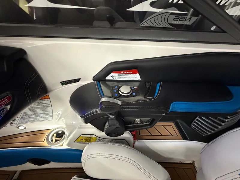 Slide: The Image of Nautique Super Air Nautique G21 2016 - 30