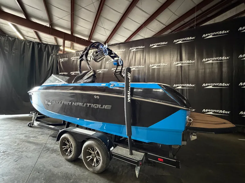 Slide: The Image of Nautique Super Air Nautique G21 2016 - 7