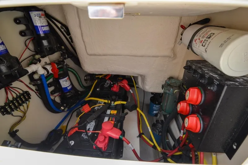 Slide: The Image of Electrical system of 2013 Robalo R260 Center Console with batteries and wiring. - 41