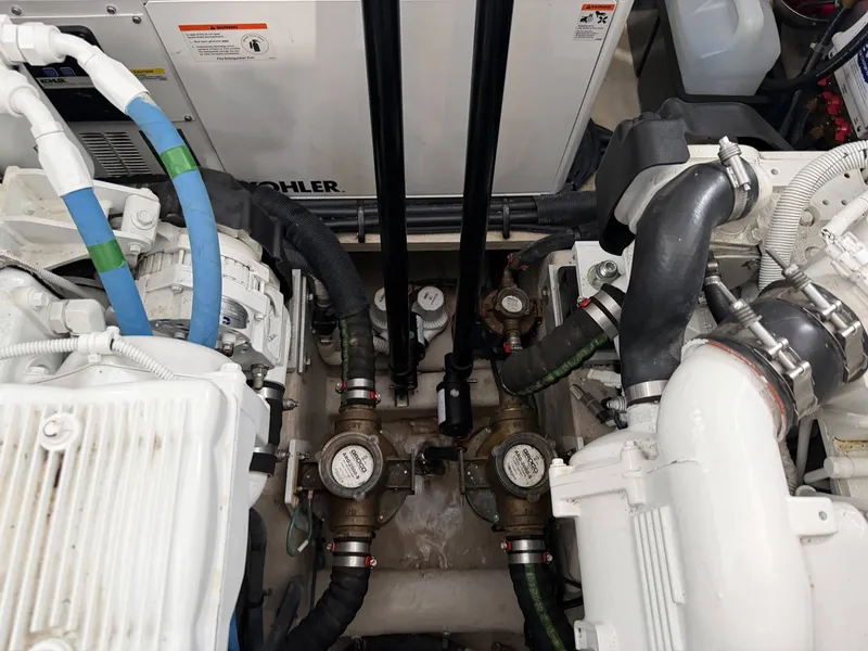 Slide: The Image of Engine room of 2017 Sea Ray Sundancer 400 yacht. - 38