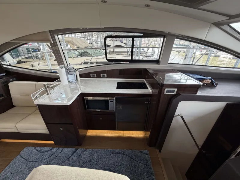 Slide: The Image of Interior of 2017 Sea Ray Sundancer 400 yacht. - 5