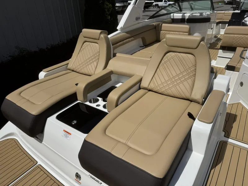 Slide: The Image of Luxurious seating on Sea Ray SDX290 boat, model 2026. - 3