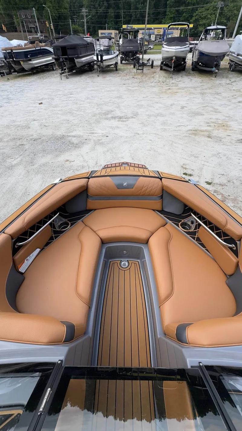 Slide: The Image of Interior of a 2022 Nautique Super Air Nautique GS20 boat. - 9
